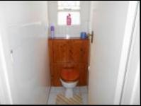 Main Bathroom - 13 square meters of property in Springfield - DBN