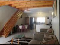 Lounges - 30 square meters of property in Benoni