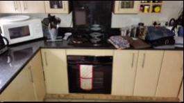 Kitchen of property in Birchleigh North