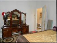 Main Bedroom - 15 square meters of property in Lenasia