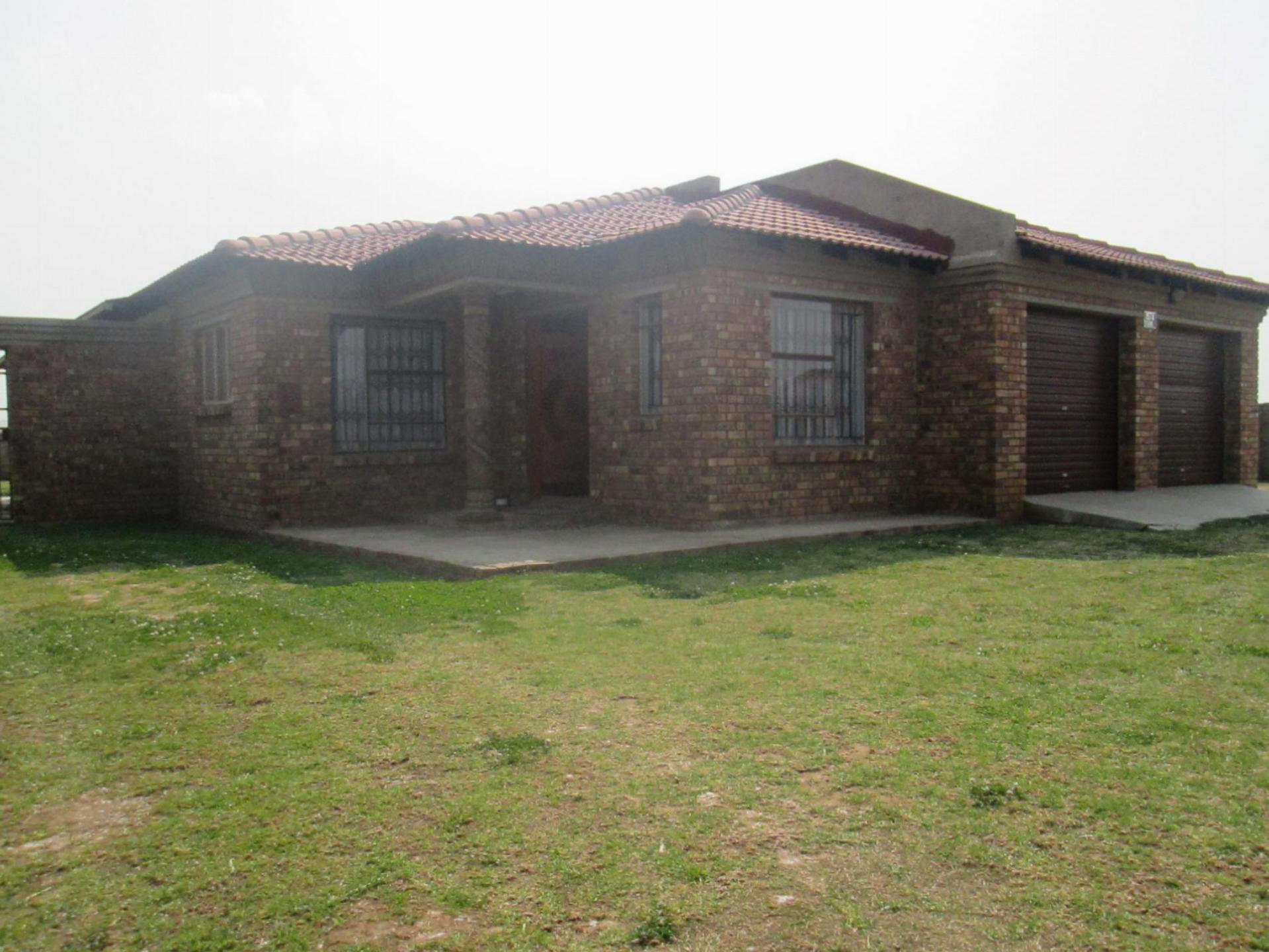 Front View of property in Brakpan