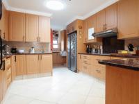 Kitchen - 16 square meters of property in The Wilds Estate