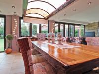 Dining Room - 13 square meters of property in The Wilds Estate