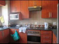 Kitchen - 9 square meters of property in Glenmarais (Glen Marais)