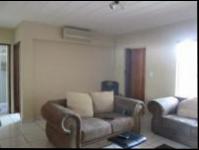 Lounges - 19 square meters of property in Glen Marais