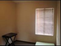 Bed Room 1 - 9 square meters of property in Glen Marais