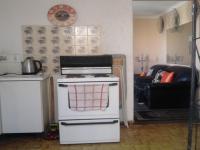 Kitchen - 8 square meters of property in New Eastridge