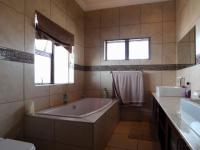 Main Bathroom - 10 square meters of property in Silverwoods Country Estate