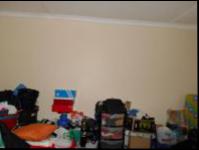 Bed Room 2 - 58 square meters of property in Redcliffe