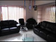Lounges - 118 square meters of property in Redcliffe