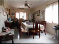 Dining Room - 86 square meters of property in Redcliffe