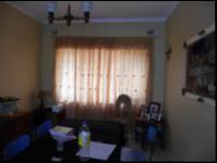 Dining Room - 86 square meters of property in Redcliffe