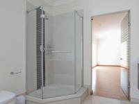 Bathroom 1 - 12 square meters of property in Silver Lakes Golf Estate