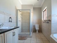 Main Bathroom - 9 square meters of property in Willow Acres Estate