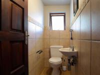 Guest Toilet - 2 square meters of property in Willow Acres Estate