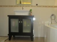 Bathroom 1 - 8 square meters of property in Sunward park