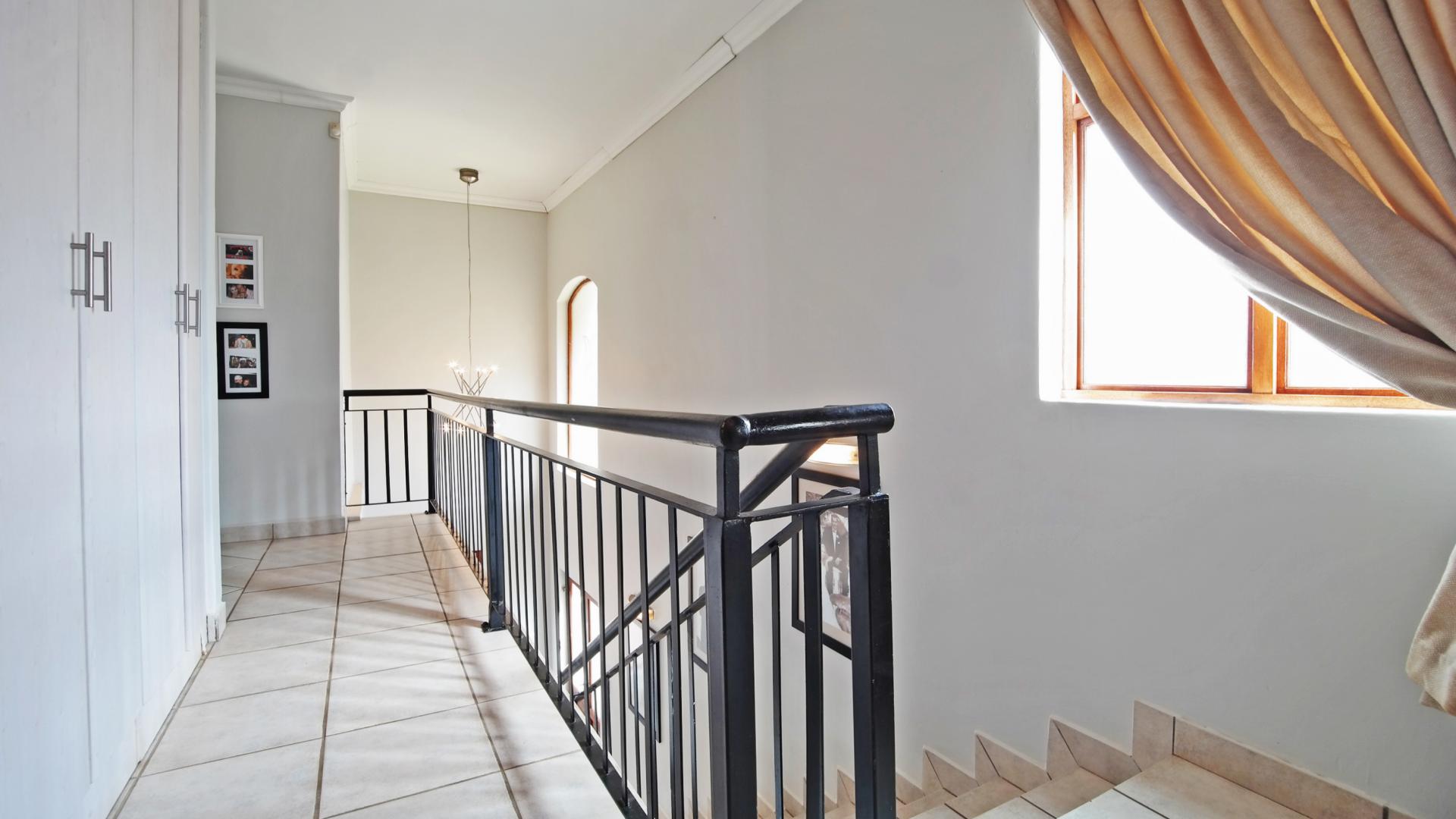 Spaces - 36 square meters of property in The Wilds Estate