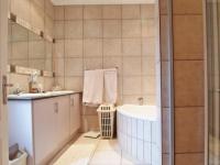 Main Bathroom - 10 square meters of property in The Wilds Estate