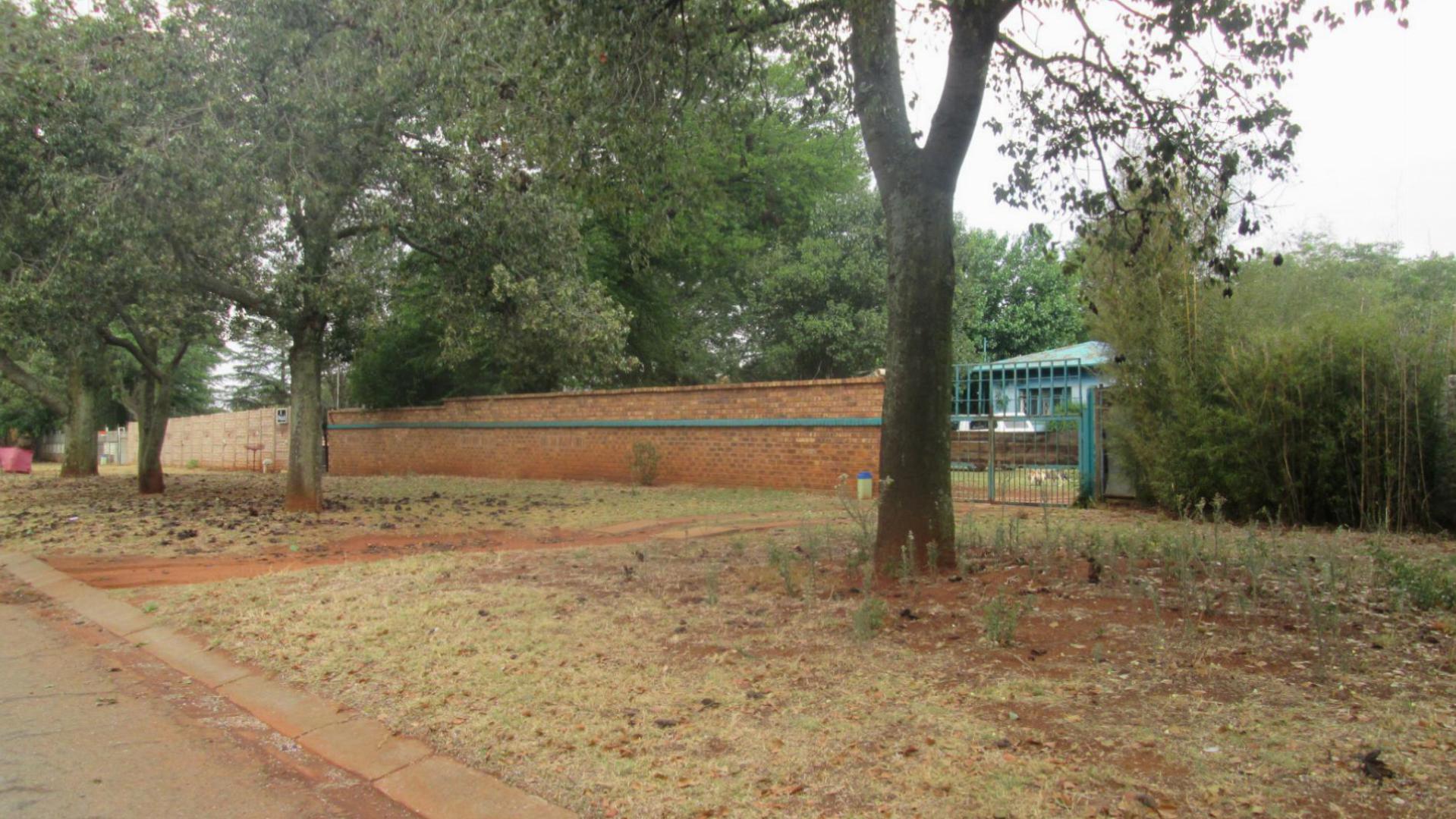 Front View of property in Daggafontein