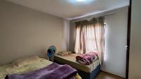 Bed Room 1 - 10 square meters of property in Newmarket Park