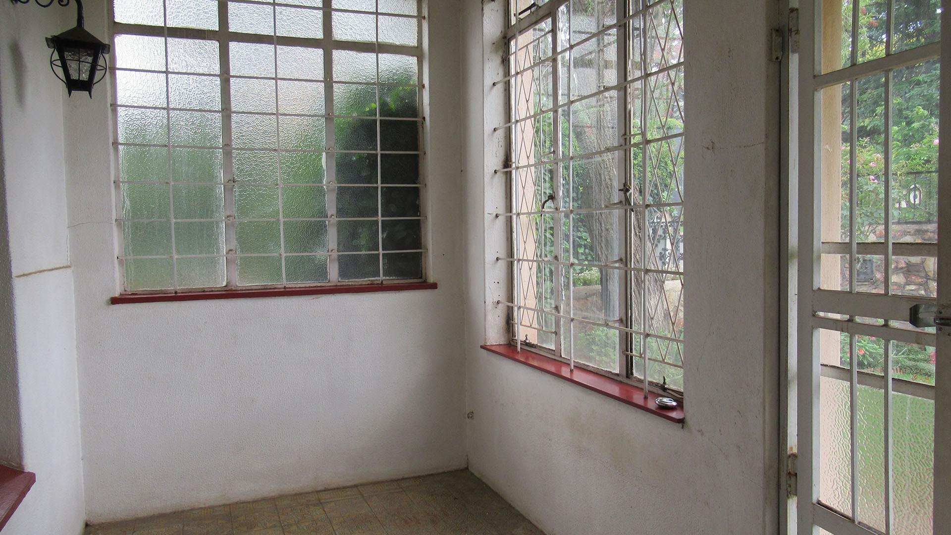 Spaces - 13 square meters of property in Kensington - JHB