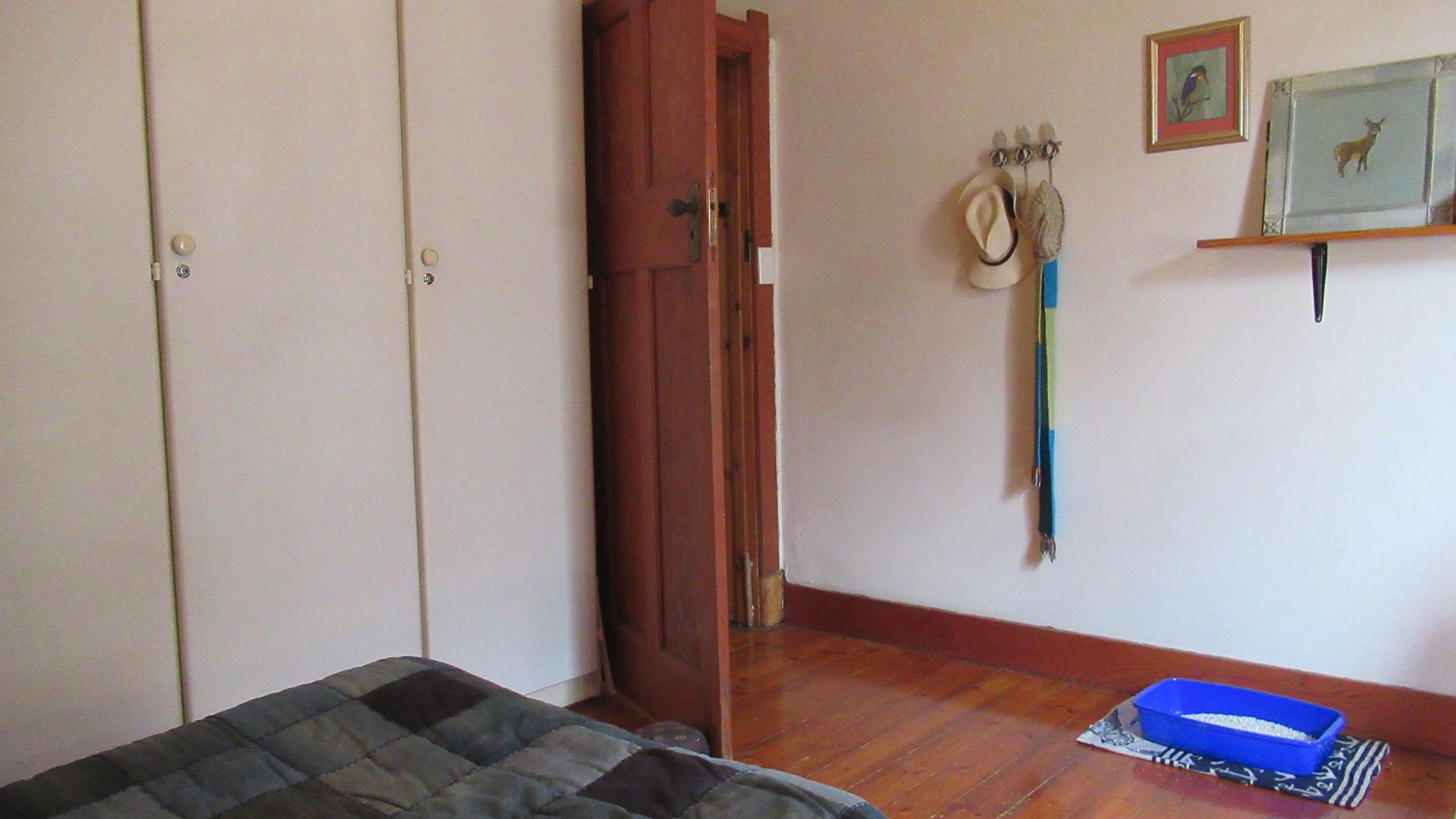 Bed Room 2 - 18 square meters of property in Kensington - JHB