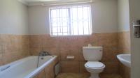 Bathroom 1 - 5 square meters of property in Heatherview