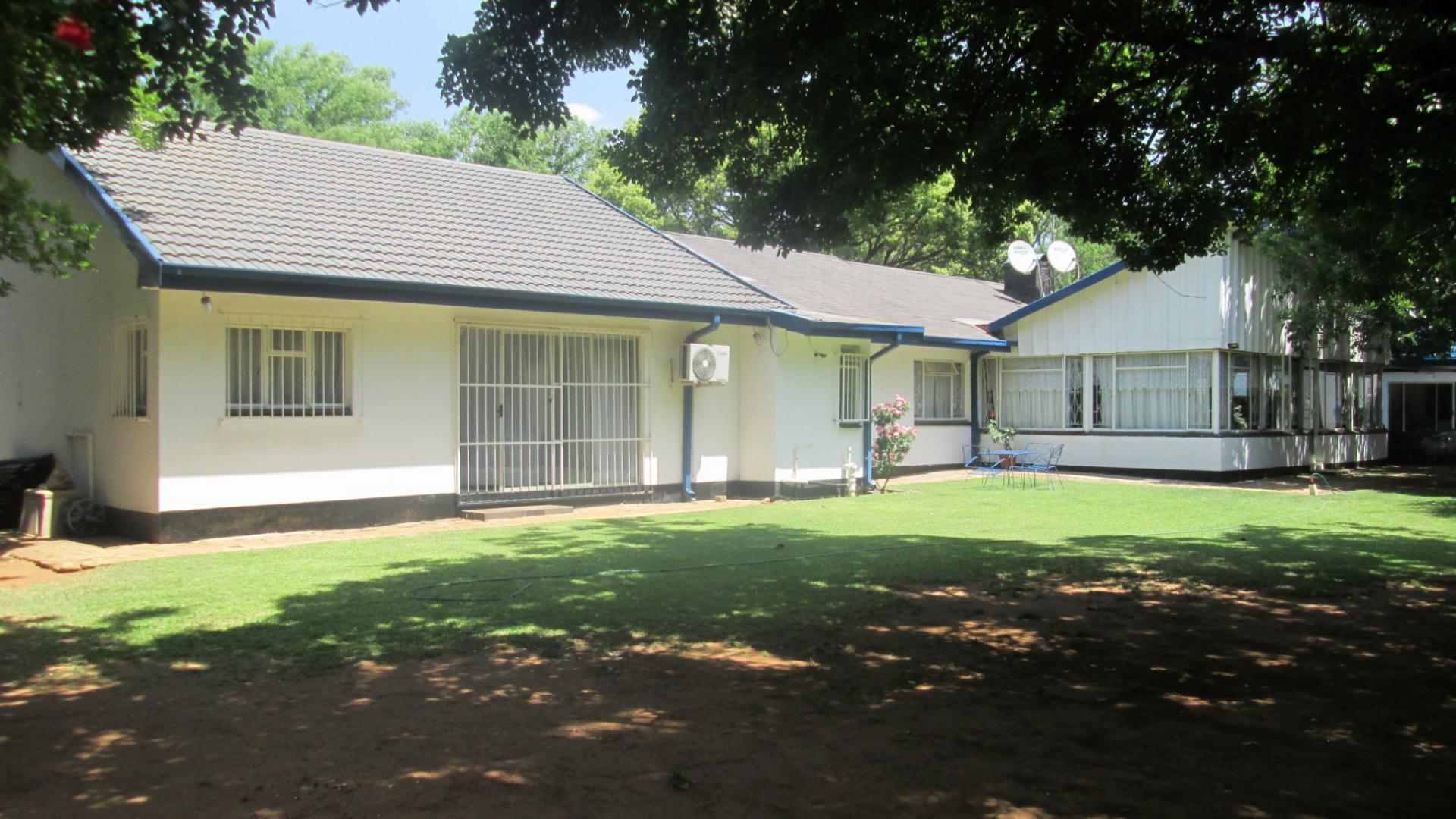 Backyard of property in Arcon Park