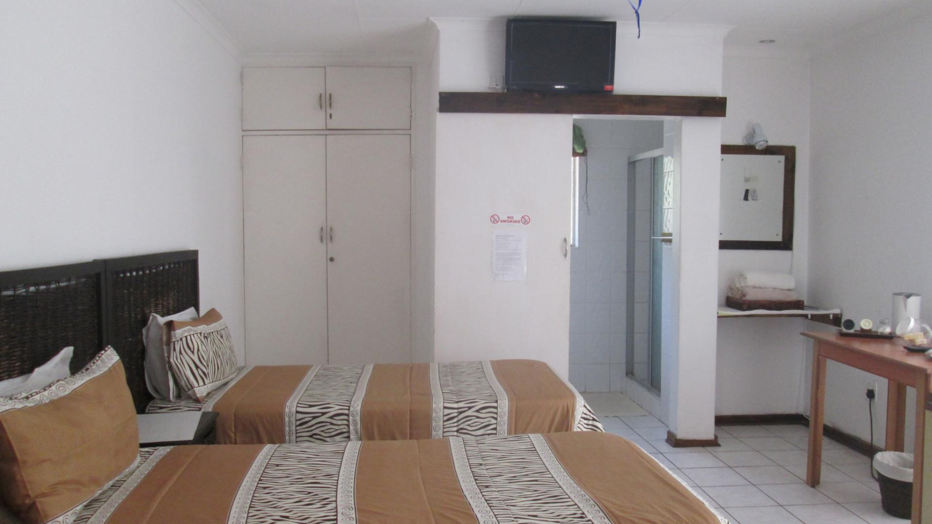 Rooms - 267 square meters of property in Arcon Park