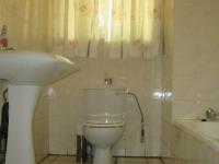 Bathroom 1 - 10 square meters of property in Arcon Park