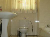 Bathroom 1 - 10 square meters of property in Arcon Park