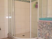 Bathroom 3+ - 43 square meters of property in Arcon Park