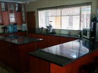 Kitchen - 28 square meters of property in West Acres