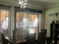 Dining Room - 14 square meters of property in Sunward park