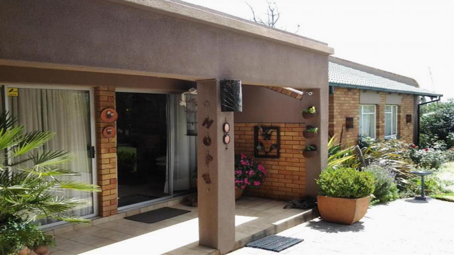 3 Bedroom House for Sale For Sale in Secunda Private Sale