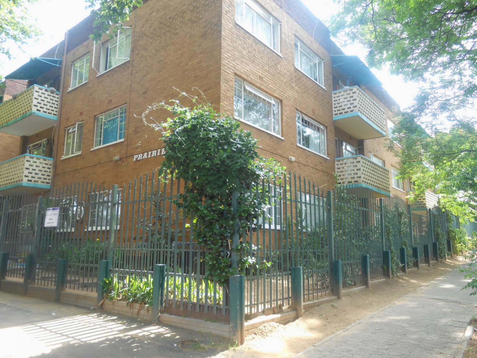 Front View of property in Rosettenville