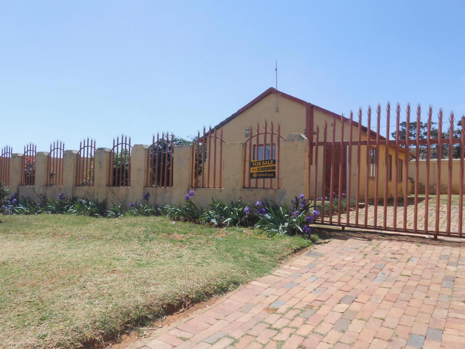 Front View of property in Lenasia South