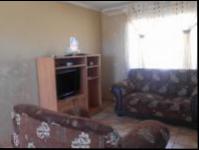 Lounges - 13 square meters of property in Lenasia South
