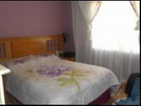 Main Bedroom - 13 square meters of property in Lenasia South