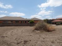 Front View of property in Willow Acres Estate