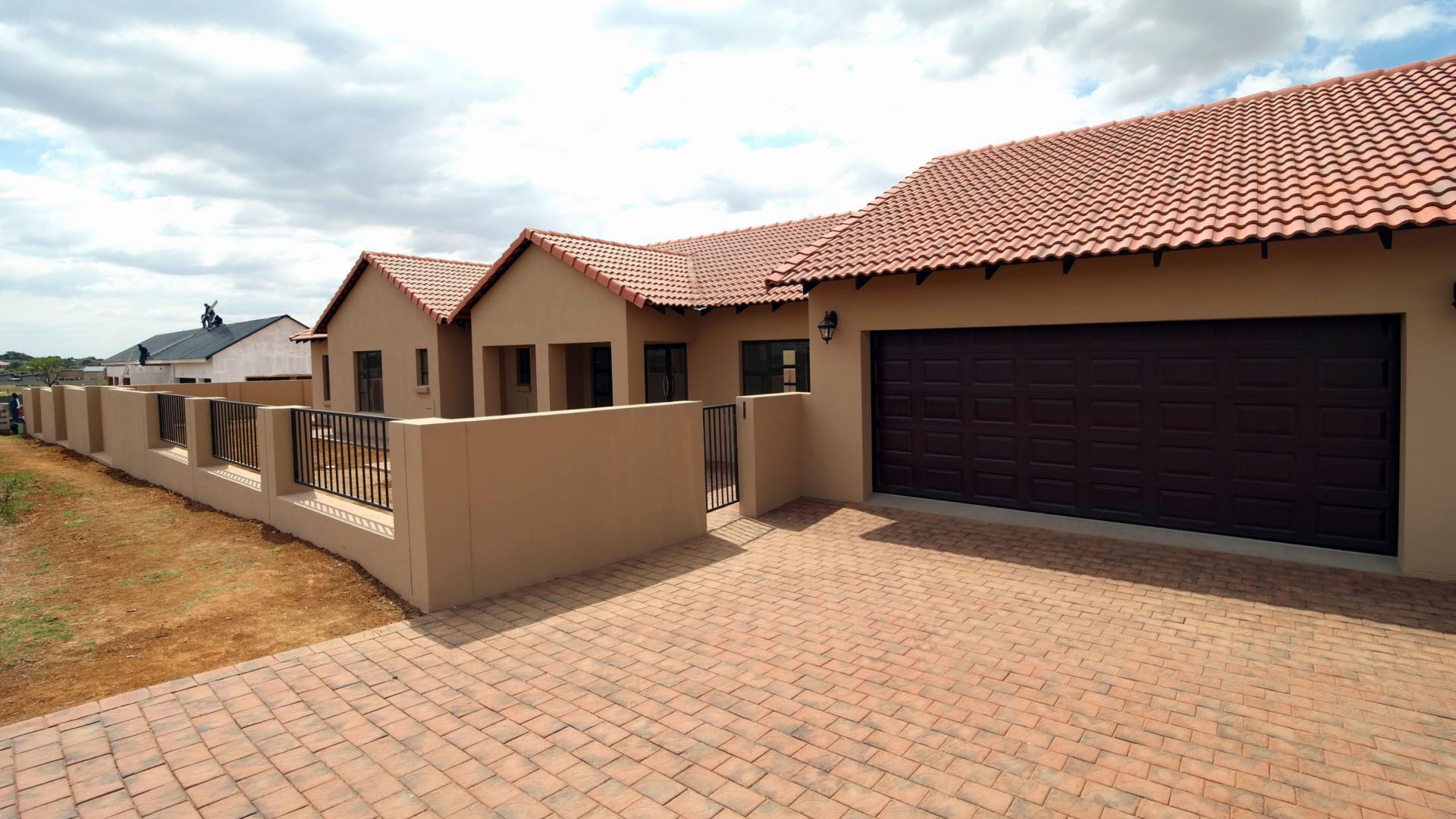 Front View of property in The Ridge Estate