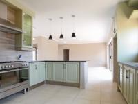 Kitchen - 18 square meters of property in The Ridge Estate
