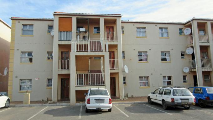 2 Bedroom Apartment for Sale For Sale in Paarl - Home Sell - MR148187