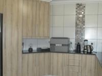 Kitchen - 22 square meters of property in Sonneveld