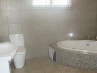 Main Bathroom - 15 square meters of property in Sonneveld