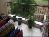 Balcony - 8 square meters of property in Greenstone Hill