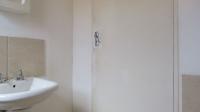 Bathroom 1 - 5 square meters of property in Protea Glen