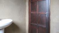 Bathroom 2 - 5 square meters of property in Protea Glen