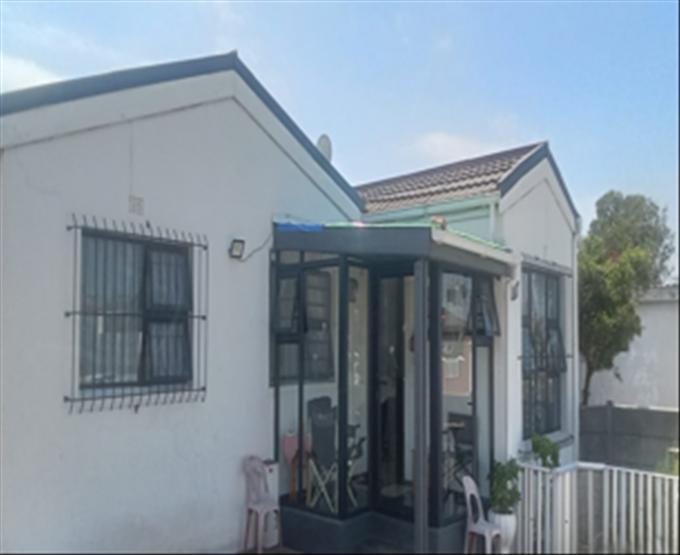 Standard Bank SIE Sale In Execution 3 Bedroom House for Sale in Athlone - CPT - MR148378