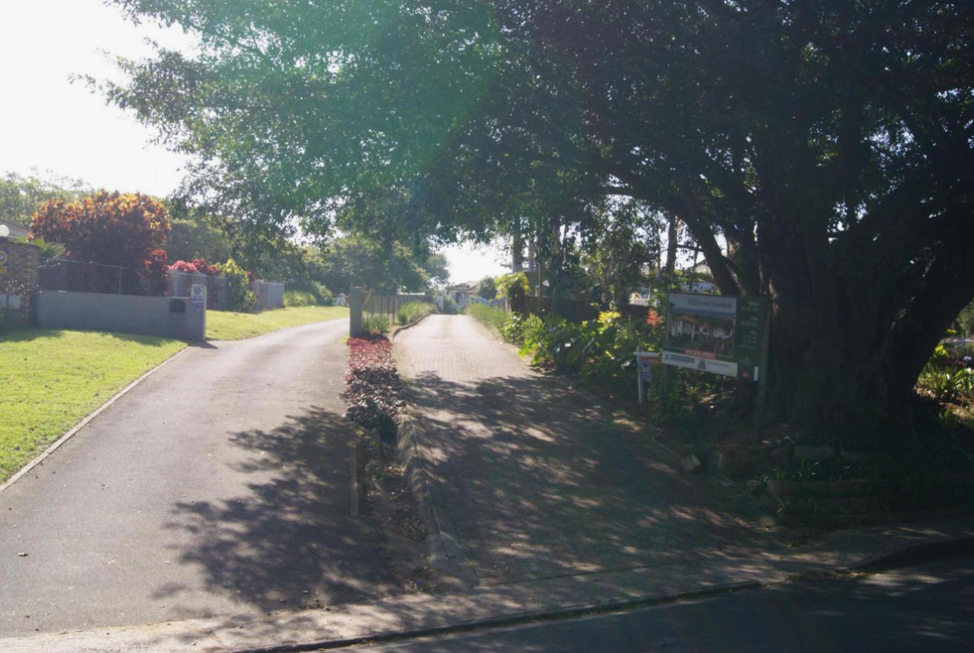 Front View of property in Amanzimtoti 